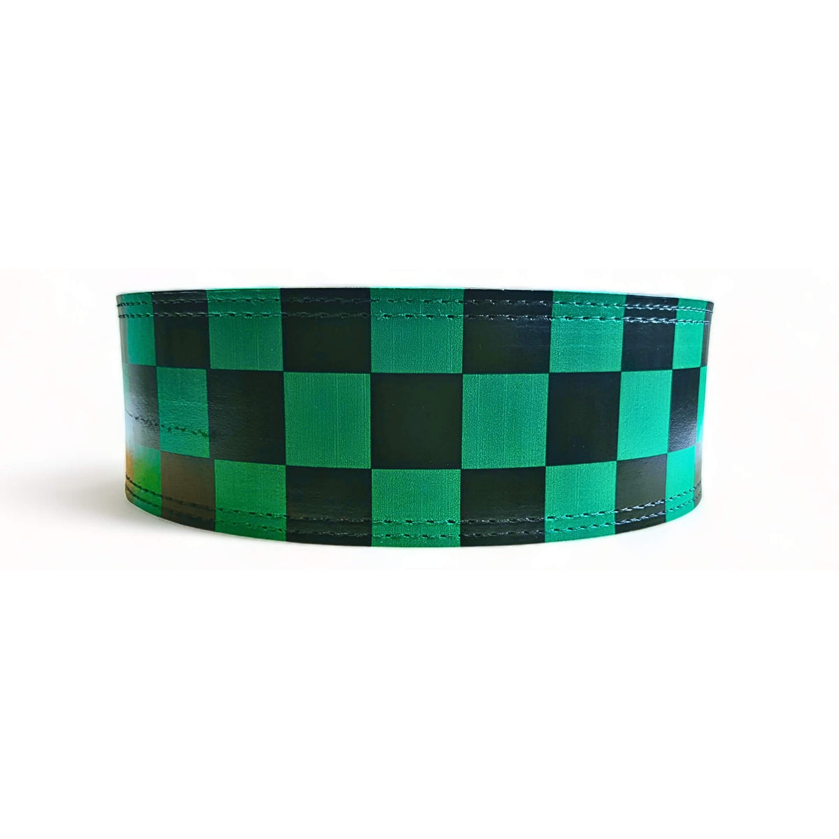 Green and black checkered weightlifting belt inspired by Tanjiro, designed for optimal lower back support during heavy lifts.