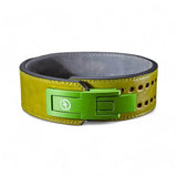 Display of green lifting belt | Weightlifting belt, suitable for powerlifting and strength training